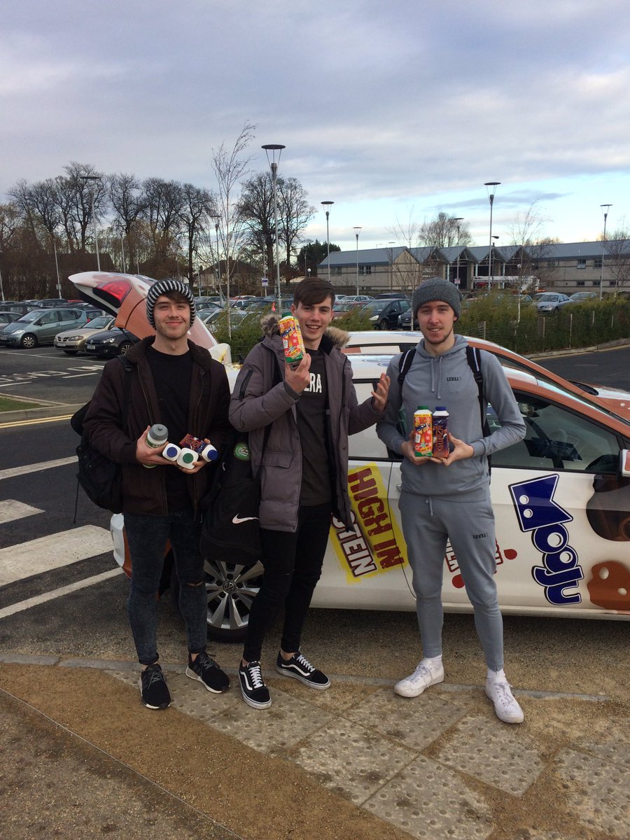MoojuMilk's tweet photo. Students of IADT appreciating their free Mooju earlier πππ#Moojumilk #needaMooju https://t.co/NoBr2RXAh1