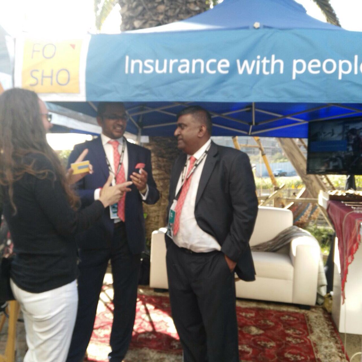 PopMathobela's tweet image. Insurance with the people you trust. - @zaFOSHO #sbccapetown #TheNewFword 👍🤗