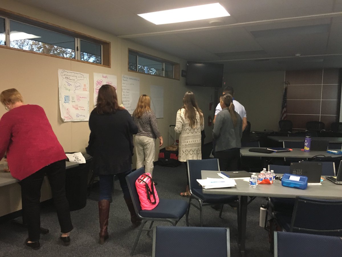 TusdInduction's tweet photo. TUSD new teachers and their mentors discussed the importance of frequent parent/guardian contact in building success teams for students. https://t.co/HfaZqz17PZ