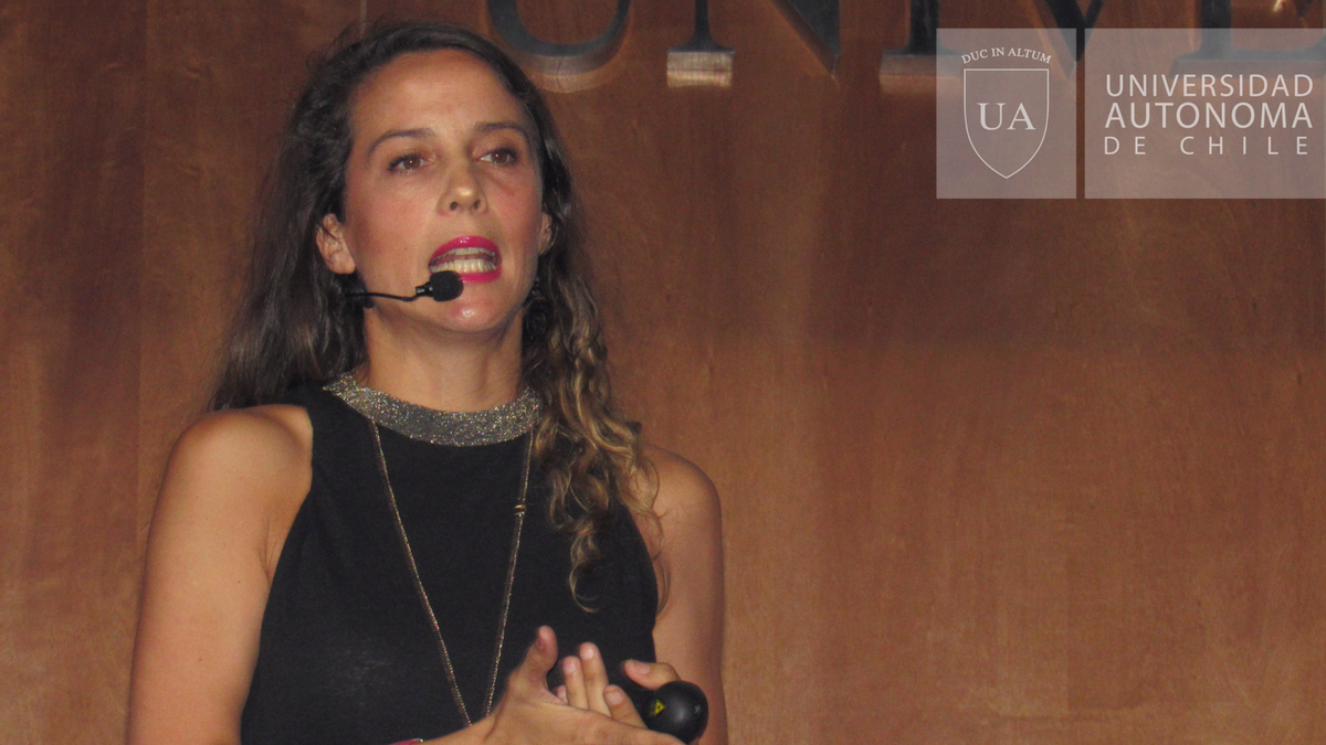autonomadechile's tweet photo. 🔹 La Coach de vida saludable @BernarditaAllen en #WedChile "Todos tenemos algo propio y único, cuando emprendemos tenemos que sacar lustre a eso". #UAutónoma https://t.co/bJ37RdMdkR