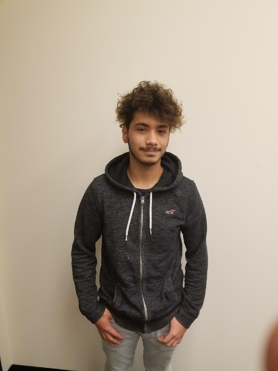 HighSkyview's tweet photo. Jose Chavarria,  one of the first students to earn Imagine Math
Credit at Skyview High School. #HighSkyview #ALS #HighSchool #GraduationPathway #MathCredit https://t.co/rZpEiXa7ci