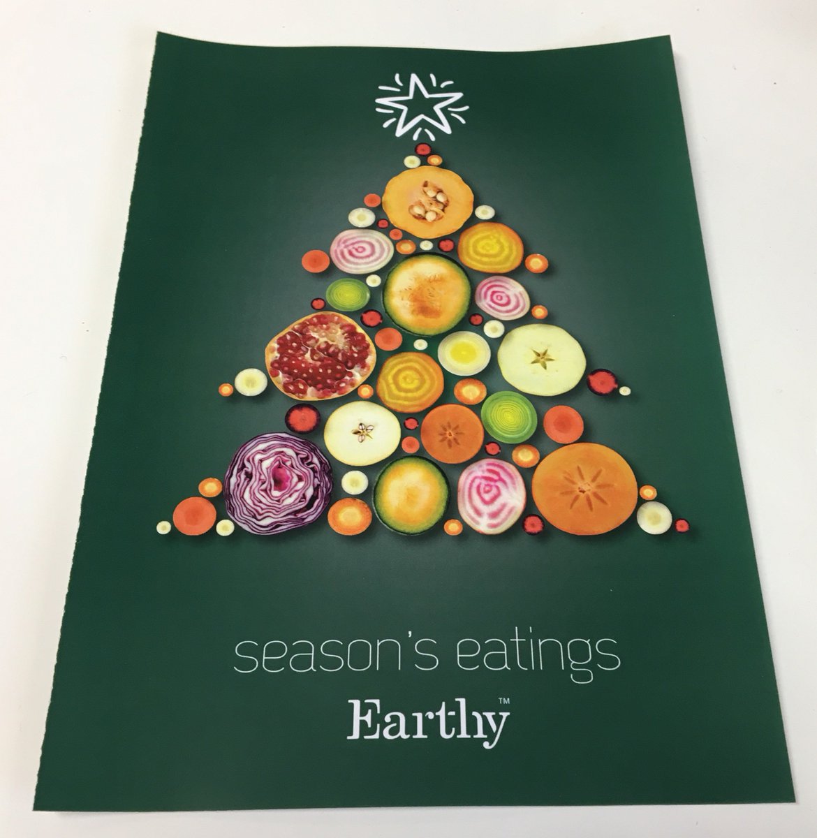 OutofHandScot's tweet photo. #distribution #flyers @earthyfoods #shop #local #fresh #ingredients #Christmas #earthy #earthyfoods #earthyedinburgh #plantbased #veggies #greens #eatmoreveggies #local #seasonal #organic #meat #turkey #chicken #duck #guineafowl #geese #salmon #Edinburgh https://t.co/otngacs8NP