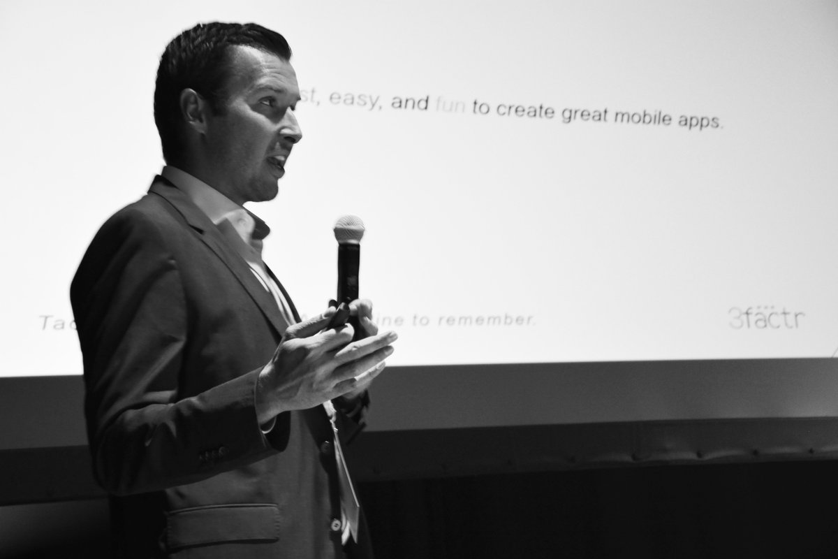 digitalRMDY's tweet photo. .@JoUytterhaegen in actie voor @3factr: hij gaf een korte presentatie over de business value van #mobile - meer bepaald #Xamarin - op @InspireXBE. Wat denk jij:
Is it fast, easy and fun to create great #mobile #apps? Laat van je horen, wij denken van wel π
#mobileforbusiness https://t.co/dbcgPPsInF