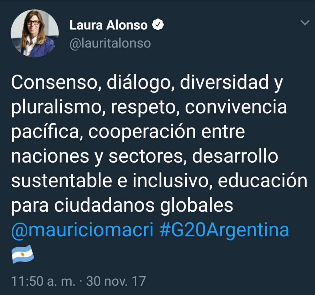 RevistaHamartia's tweet photo. Bla, y ciudadanos globales, de esos q no pagan impuestos en sus países #PanamaPapers #BahamaPapers #PROPapers https://t.co/0G6faw6qhC