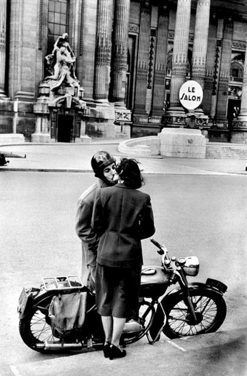 📷Henri Cartier-Bresson