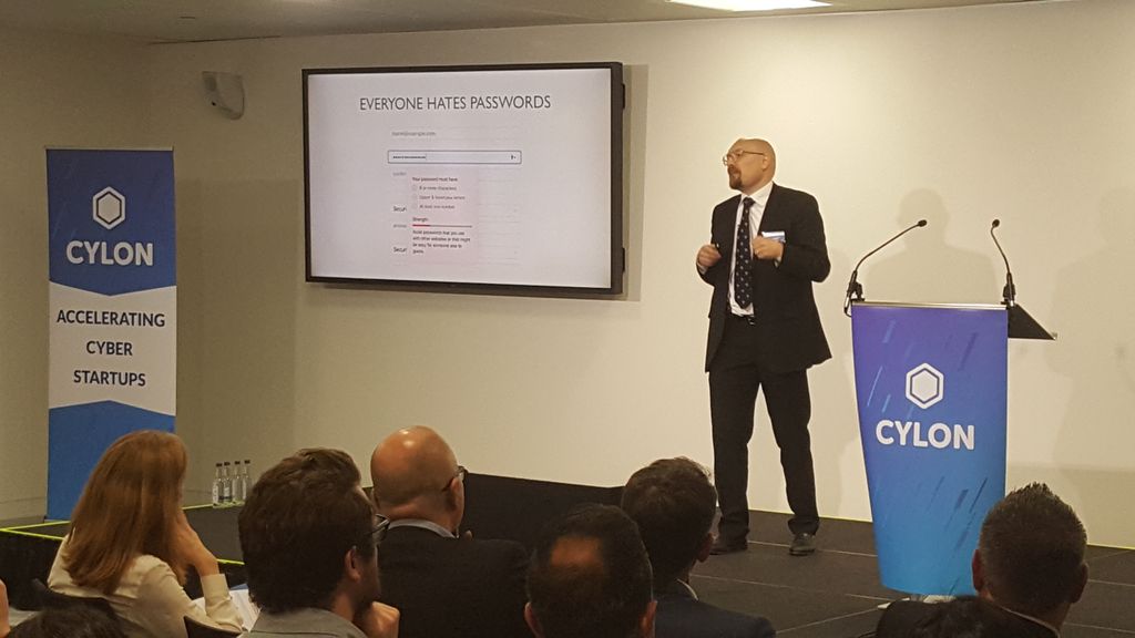 CyLonVentures's tweet image. @Cambridge_Uni 's very own spin out, @CamAuth that aims to liberate all users from the frustration, insecurity and productivity loss of passwords! #CYLON6DD #CyberSecurity