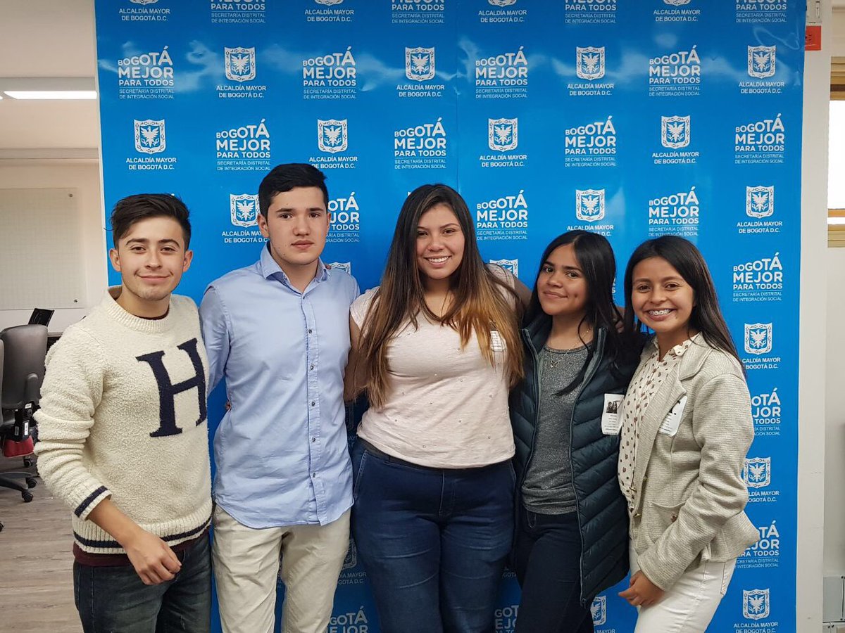 SimonuBogota's tweet photo. Las experiencias, vivencias y propuestas de los jóvenes de #SimONU2017 arrojó información clave que permita articular y fortalecer acciones del Distrito para abordar el tema de los Derechos humanos, sexuales y reproductivos en Bogotá https://t.co/uUnt82glOt