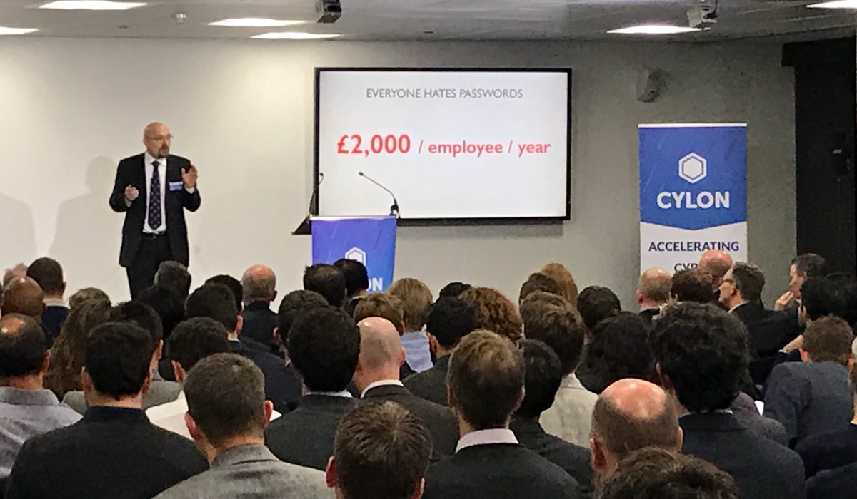 mikefrancoise's tweet image. Everybody hates passwords, #pico saves you headaches AND money!! Pitching at @CylonLab #cylon6dd today! 🔐 📲 🏃‍♀️