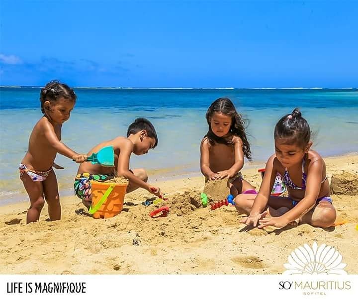 Flip flops on, sunscreen on, caps on… be ready for a great adventure with the kids angel… #sandcastletime #fun #beach #kidsvilla #SOSofitelMauritius