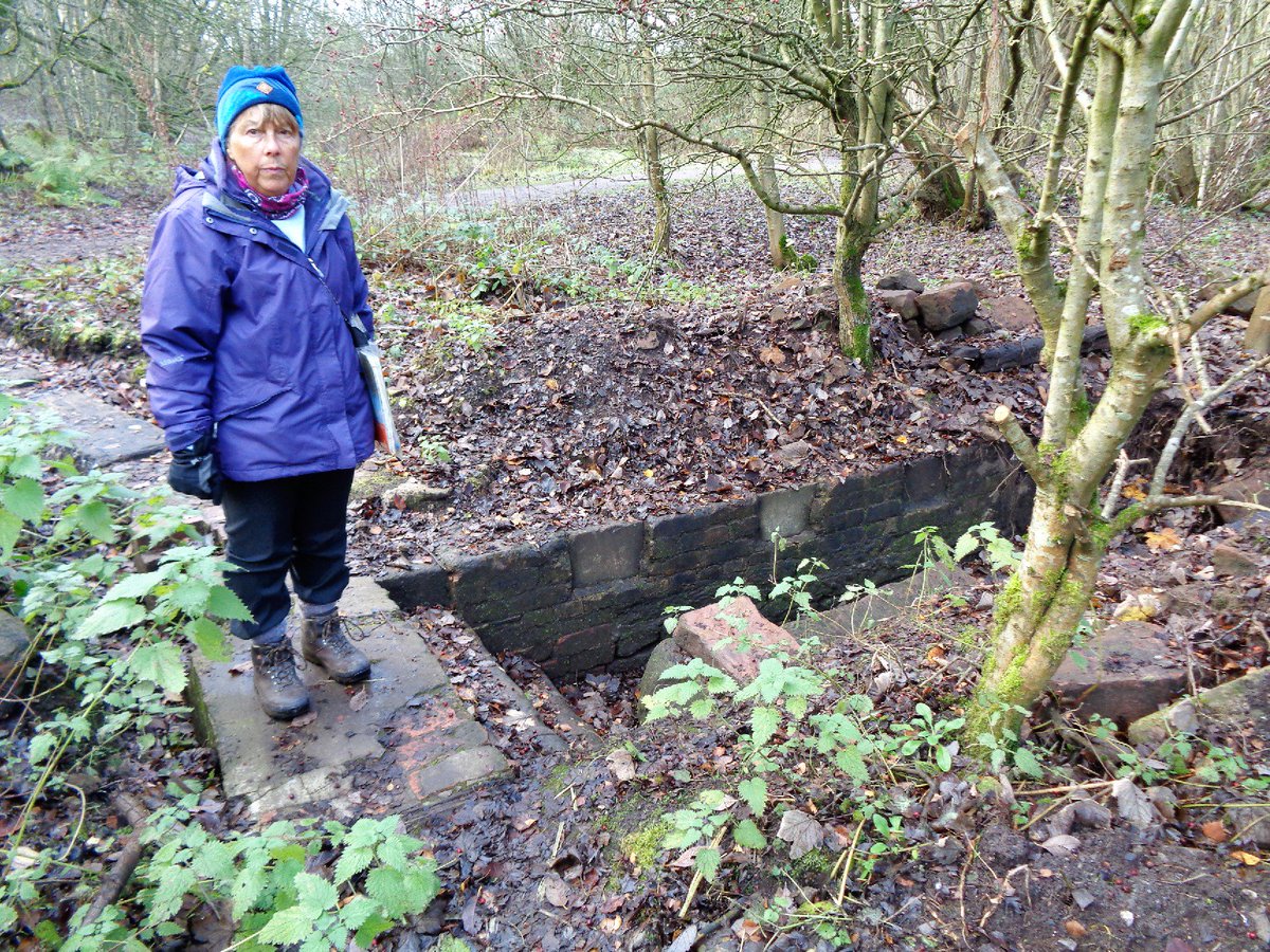 StanLeigh18's tweet image. @CumbriaCrack @Cumbria_Lakes @EnglishHeritage @RailwayHeritage Turntables@ #carlisle #railway sheds #Kingmoor #Canal #Upperby rediscovered