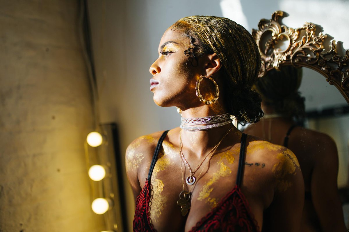 Don't miss it_
IAMDDB en concert en France pour la première fois demain à @labellevilloise 

Ecoutez IAMDDB : bit.ly/2w3xN2y