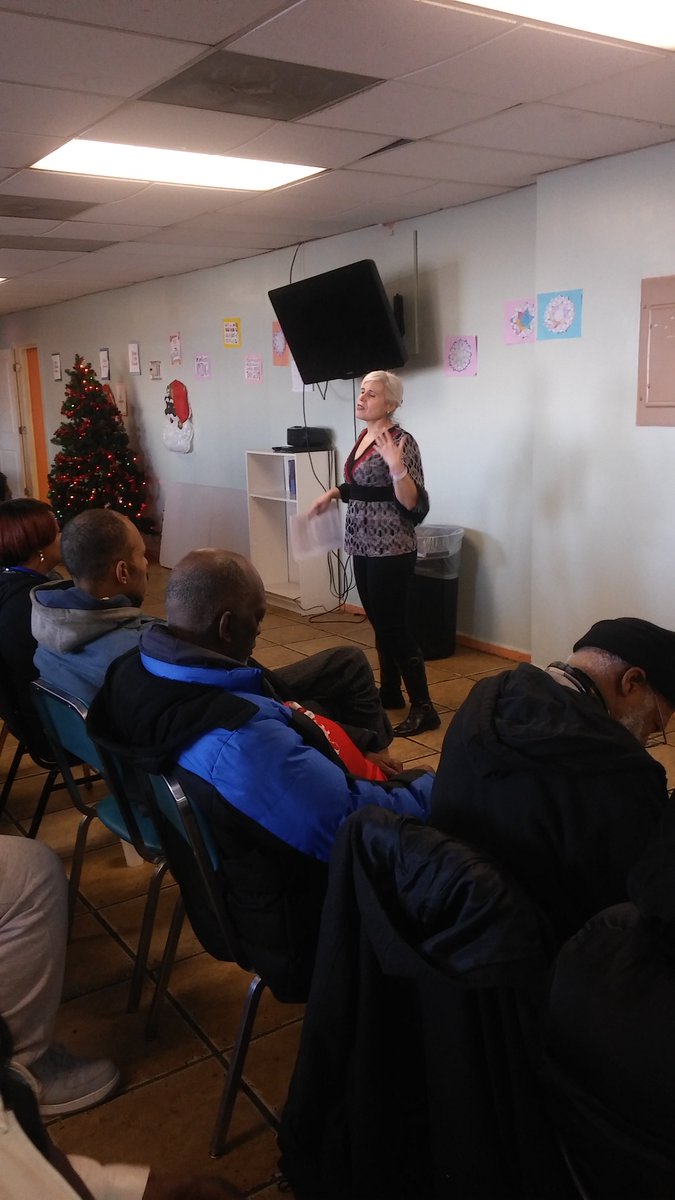 UHIPNJ's tweet photo. THIS WEEK! #UHIP was at #NewHorizonsBehavioralCenter in #Newark, #NewJersey, hosting #EvelynFuertes of @WholeCitiesFnd &amp; their #LetsTalkFood Program. Evelyn spoke about #UHIP's #FourPillarsOfHealth. Great event!  #KnowledgeIsPower #healthyeating #eatbetter #health https://t.co/Acpk1PQQDH