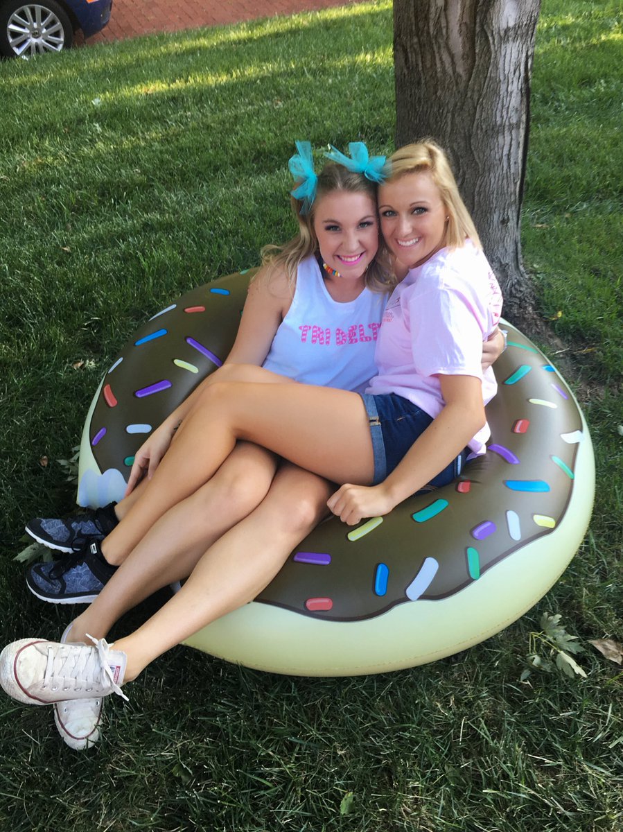 mnkrebs's tweet photo. #ThrowbackThursday to the night I got my bid card and realized that I “donut” want to call anywhere else home #BUPPC #bakertridelta https://t.co/mqumdubwRb