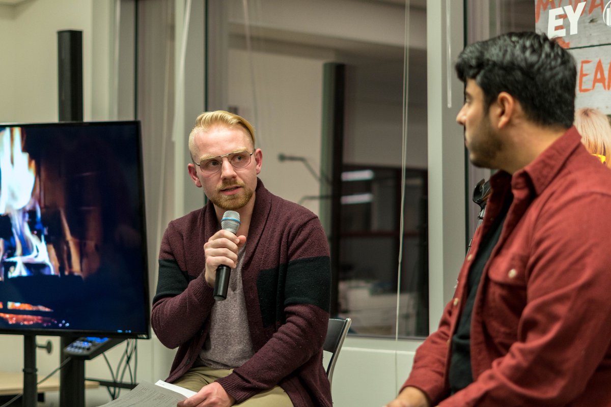 colabsyxe's tweet photo. 💣 November's co.mmunity event was truly spectacular. Thanks to @AndrewArruda, CEO of @ROSSIntel, for coming out and announcing his intention to mentor companies in our cohort! #yxe #tech #firesidechat https://t.co/RyUHi9abOv
