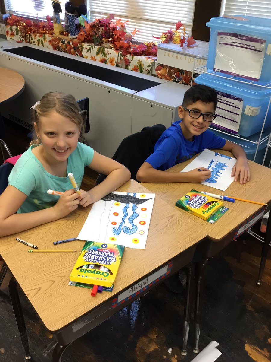 Working on our "Starry Night" drawings #Art 🎨⭐️<a href="/School14Falcons/">Falcons14</a>