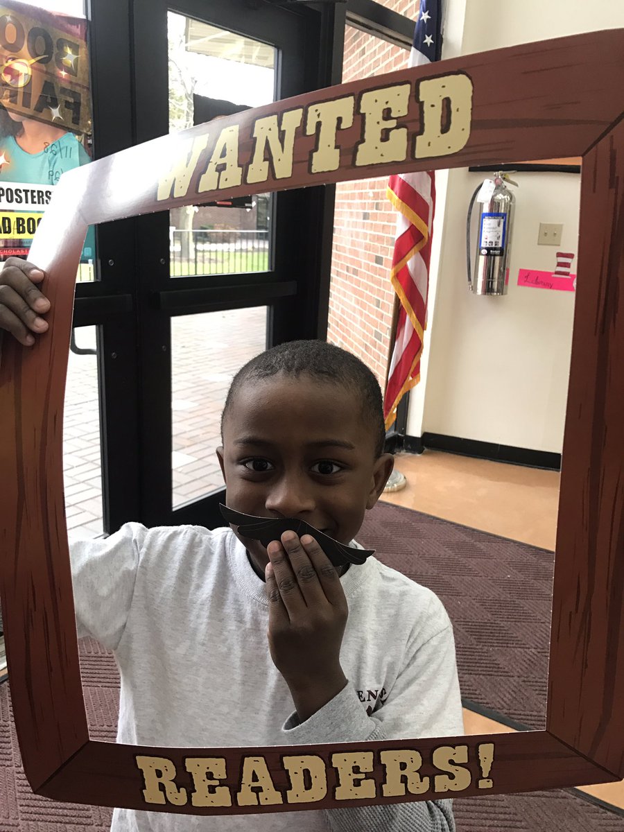 SIA_Lib's tweet photo. #grade1 is wanted for reading at the book fair! @SI_Academy https://t.co/mF16om9sKl