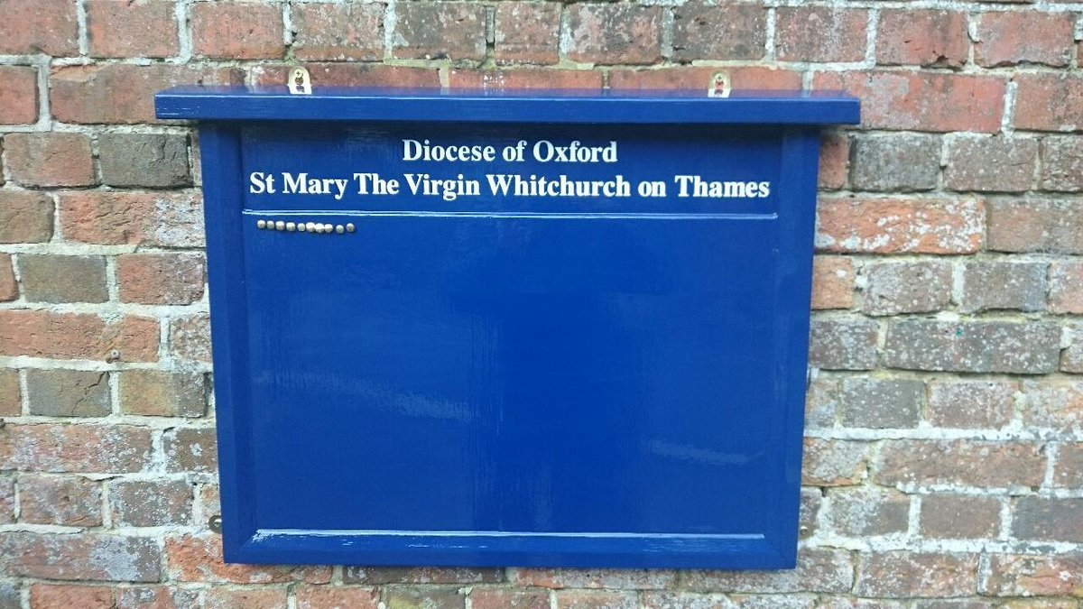 New notice board smartening up the High Street thanks to the friends. <a href="/Whitchurchnews/">Whitchurch-on-Thames</a>