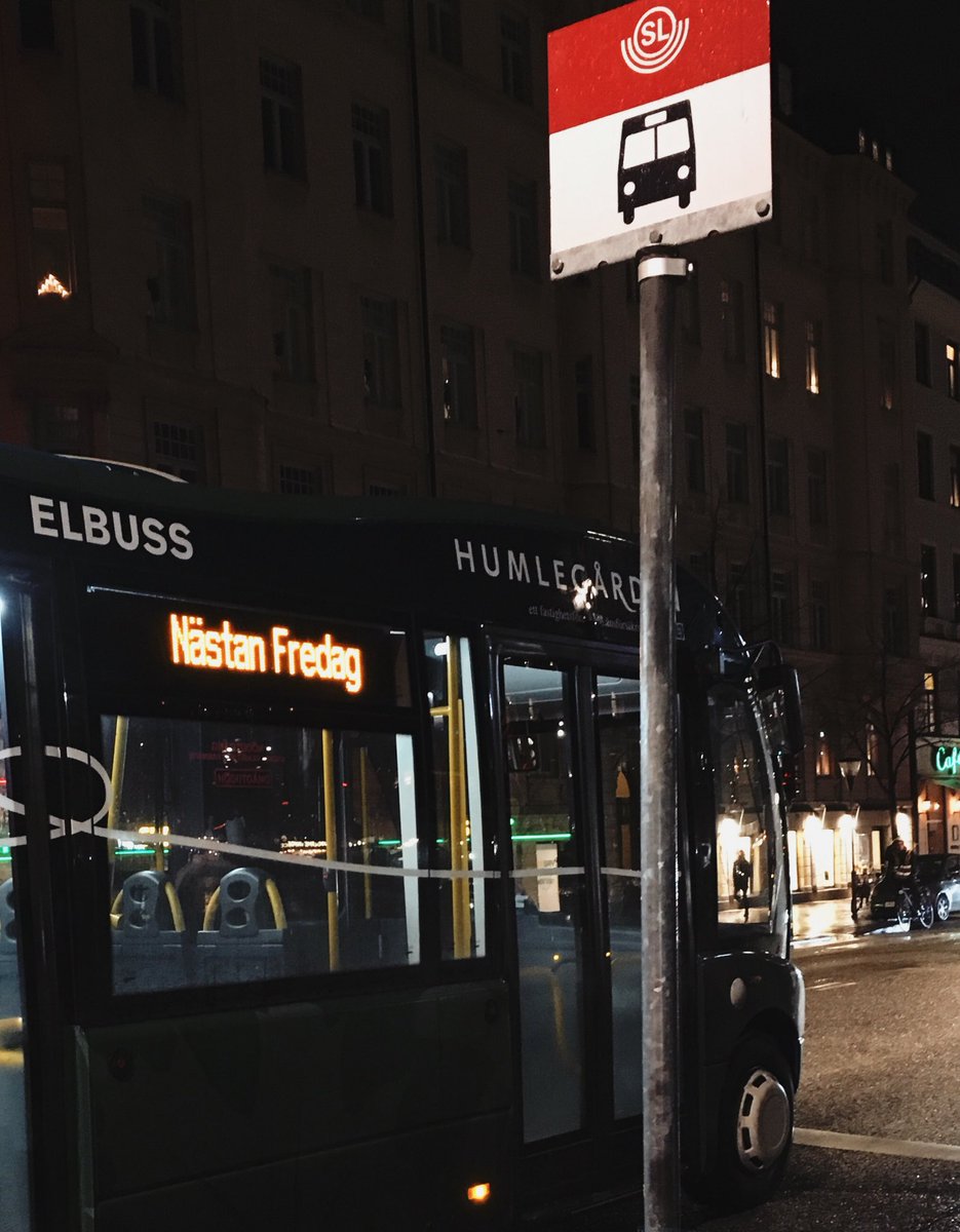 rosislawa's tweet photo. Just a positive bus being positive. #nästanfredag #almostfriday https://t.co/QI1AwbBGFI