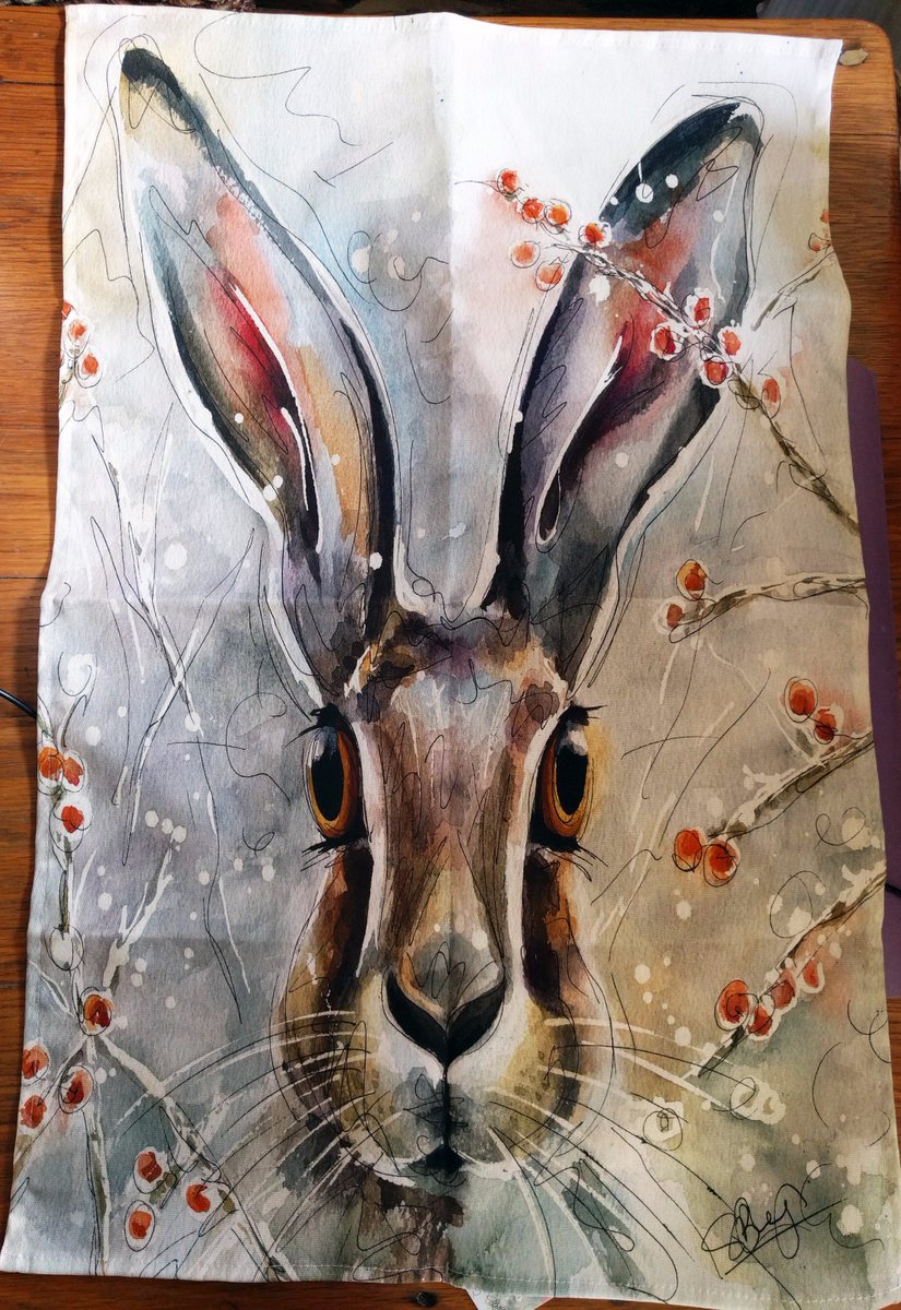 We know you loved the Christmas cards but how about these tea towels? 😉 Will the Christmas Hare be bringing some festive magic to your kitchen this year? Available on the website and at the Knutsford Christmas Market this weekend! 😍🎄<a href="/KnutsfordXmas/">Knutsford Christmas Market</a>