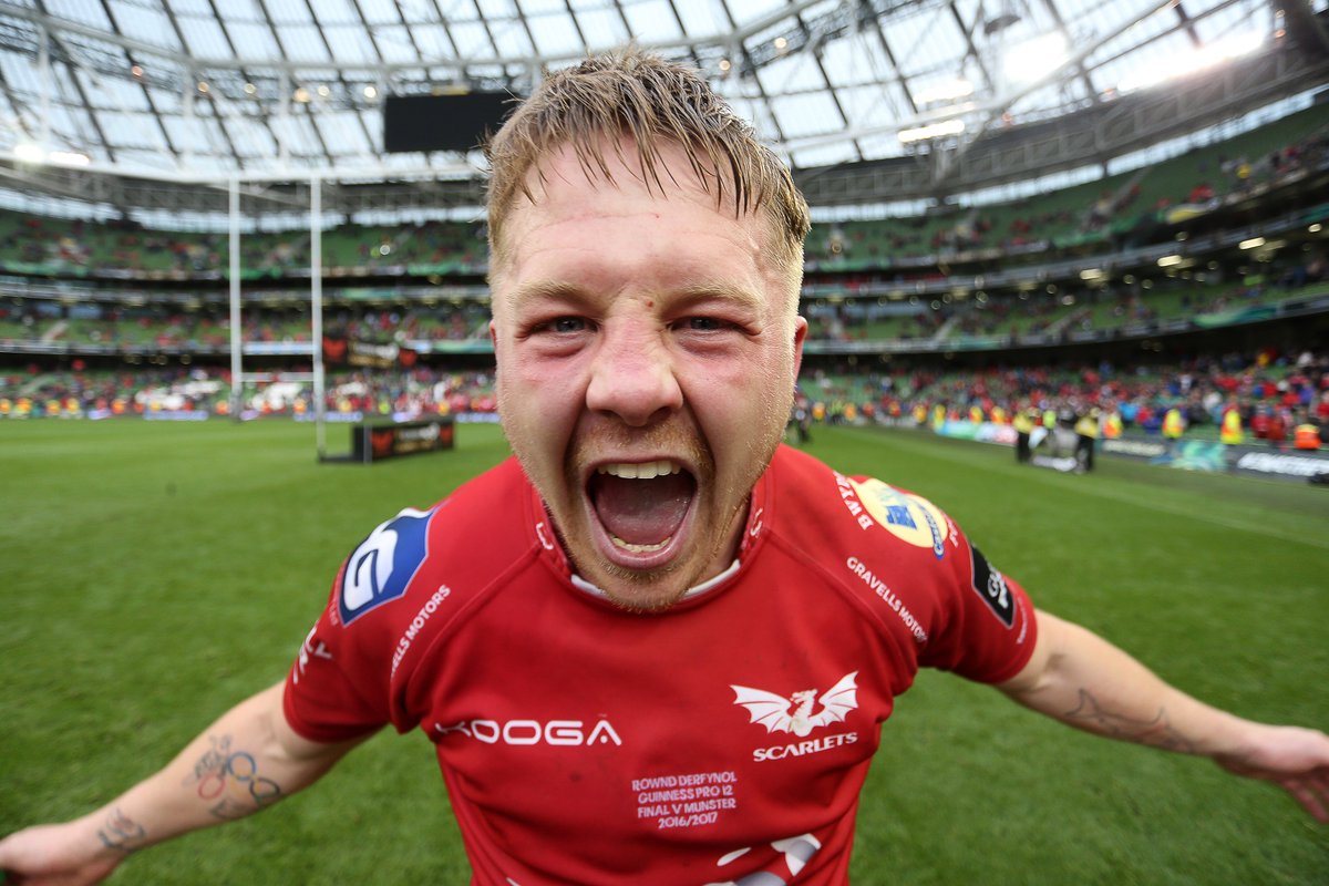 Scarlets Rugby (@scarlets_rugby) on Twitter photo BREAKING NEWS / NEWYDDION
<a href="/cubbyboi/">James Davies</a> signs a new deal with #Scarlets and is likely to make a return to action on Saturday! 🙌 #inthepack
Cytundeb newydd i James Davies ac mae disgwyl ei weld e yn ôl ar y cae prynhawn Sadwrn! #ynypac BREAKING NEWS / NEWYDDION
<a href="/cubbyboi/">James Davies</a> signs a new deal with #Scarlets and is likely to make a return to action on Saturday! 🙌 #inthepack
Cytundeb newydd i James Davies ac mae disgwyl ei weld e yn ôl ar y cae prynhawn Sadwrn! #ynypac