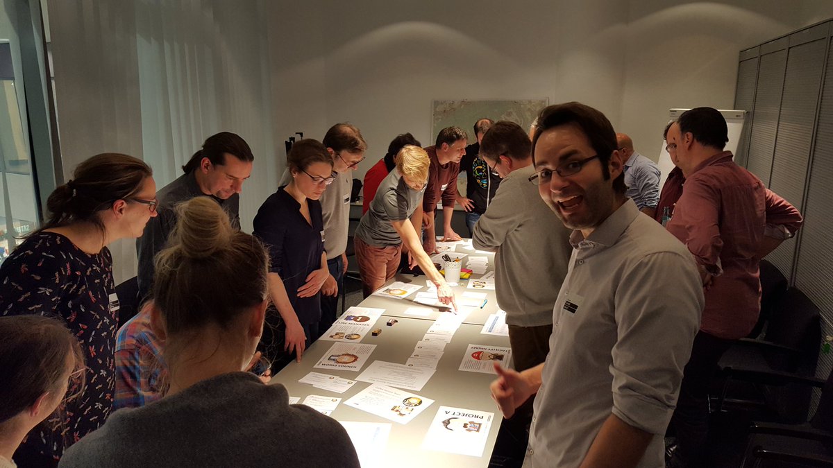 danny_shave's tweet photo. Playing the "coffee game" at #T4aT https://t.co/GwwRJou0KZ