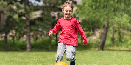 OutdoorsyKids's tweet photo. Does your child enjoy sports? Here are 10 top benefits! #childsport #healthy #familyfit #sports #benefits
https://t.co/7AvfAvJKwX https://t.co/k35zMNJ5mo