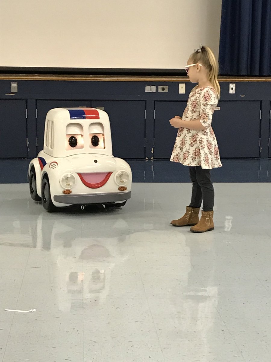 berkeleypotter's tweet photo. Kindergarten &amp; 1st grade had a great time learning about safety with Otto the Auto yesterday! @givingsaves #wearehmp https://t.co/mr9kkB10Ph