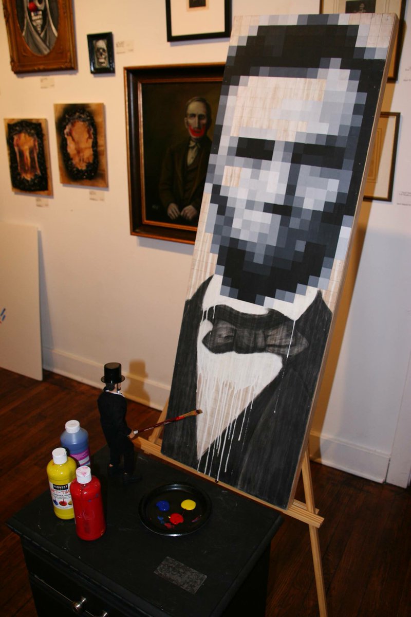 ExploreElgin's tweet photo. #TBT- Remember when @enjoyillinois sent #MiniAbe to come hang out with us for a week? He loved getting creative with the @SideStreetSA team. https://t.co/9dxxuWyR8c