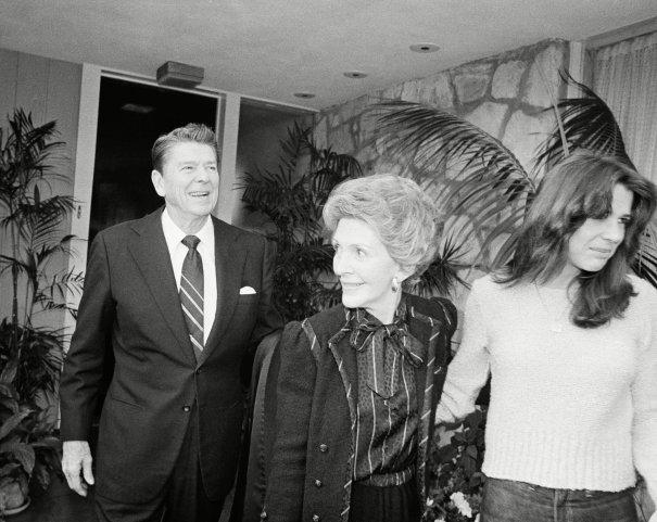 DEADLINE's tweet image. USA Network Developing Ronald Reagan Limited Series Produced By His Daughter deadline.com/2017/11/usa-ne…