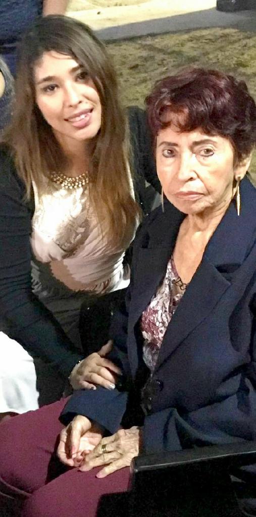 Gabykika's tweet photo. La mejor #Mamichu te amaré en todas y cada una de las vidas que me queden... https://t.co/KiVCzCve8d