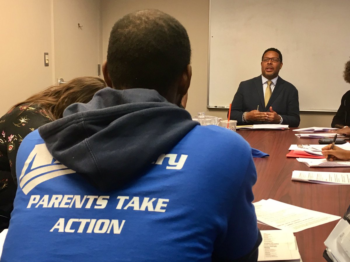 mastery_schools's tweet photo. Thank you @OtisHackney for taking the time meet with our Mastery Parent Action Team and for agreeing to act as a liaison in communicating our concerns to @MayorKenney #MasteryStrong https://t.co/aT2xHsrXr9