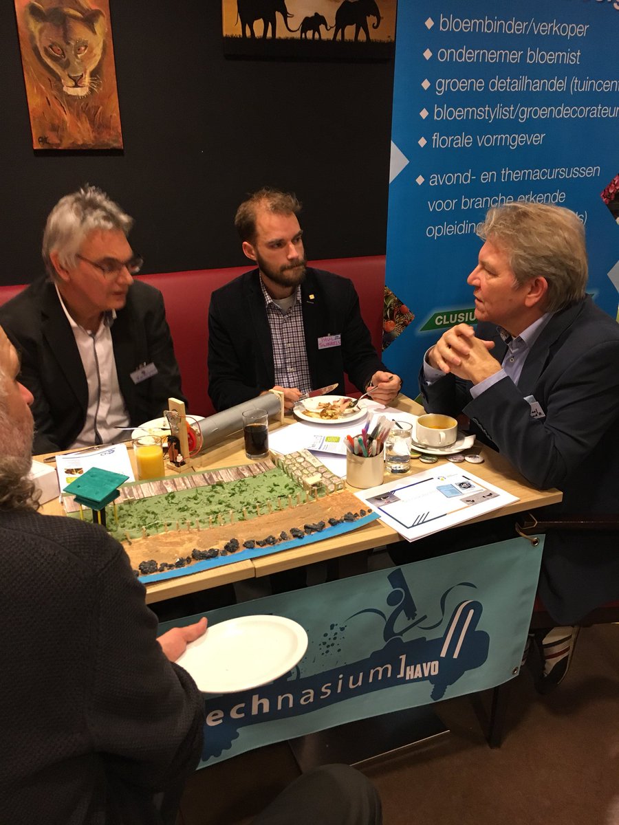 kardonsch's tweet photo. #meetup072 Ontmoetingen tussen leraren-leraren- bedrijfsleven-instellingen Wat kunnen we van elkaar leren. Alkmaarse Onderwijsagenda #Alkmaar https://t.co/l7Eqt7Y6IS