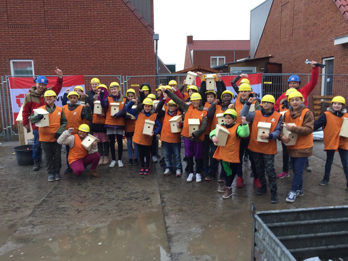 kohuisman's tweet image. Nieuwe talenten enthousiast gemaakt voor onze schitterende hightech bouwwereld @Obsdevoorzaan TOPklas @VanWijnenGroep #dankbaar werk @DeNieuweHaven