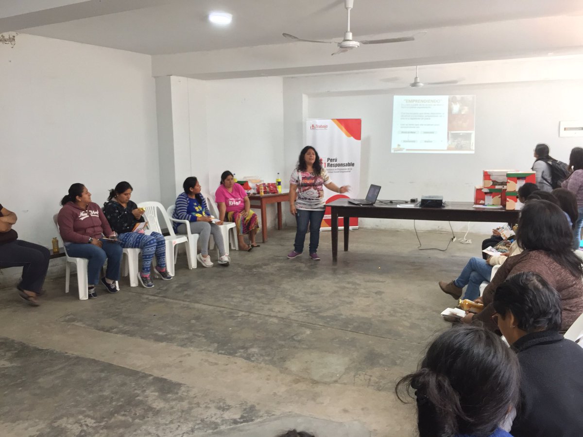 mchivilchezt's tweet photo. #PeruResponsable  y @Macarena_Punch_  brindan testimonio y capacitación a personas  de especial protección. #HayQueSumaRSE https://t.co/35sPFQKq8y