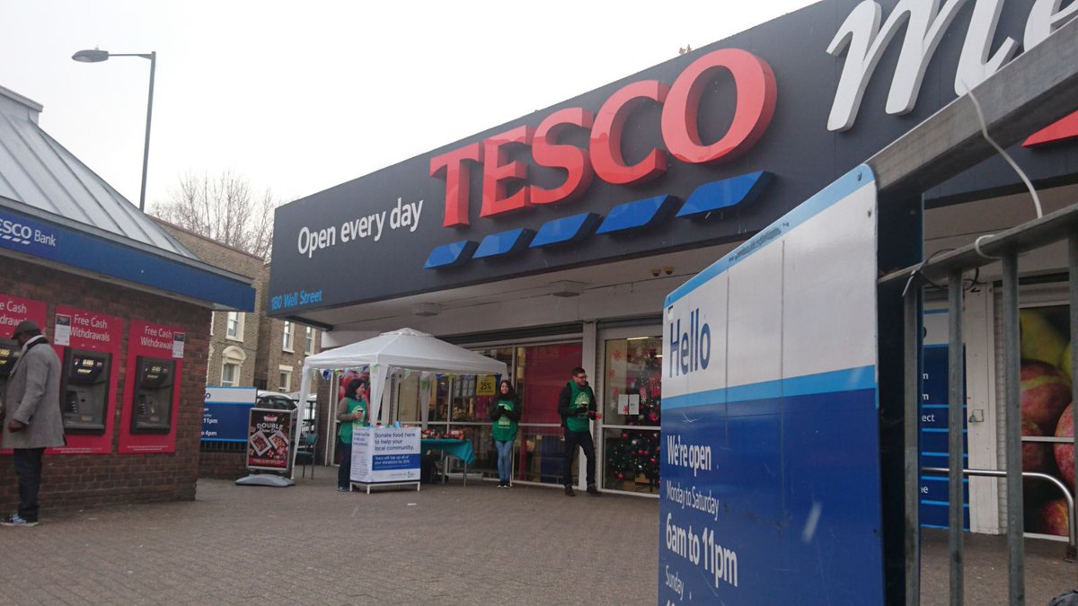 HackneyFoodbank's tweet photo. A HUGE thank you to the volunteers from SEI for helping to feed the hungry in Hackney by supporting our supermarket winter collection at Tesco's Well Street today. https://t.co/oxVHPheG21