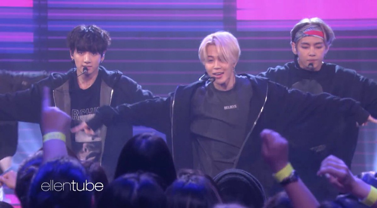 7_mimi71013's tweet photo. #방탄소년단 #BTS #BTSxDNA #jimin #jungkook #TheEllenShow @BTS_twt @TheEllenShow 짜란다 짜란다 짜란~다♥️ https://t.co/7WMoLXSIuz