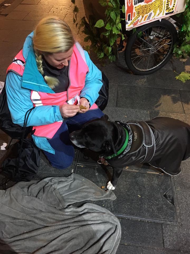 CoopThurrockDC's tweet photo. This is what I got up to last night in Charing Cross, It was certainly an eye opener, but it was also a heart warming, humbling experience. I met such lovely people last night each with their own story ❤️ The bags went down well!  😊 #beingcoop #thecoopway https://t.co/n9nzNjquWy