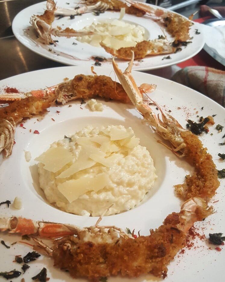 AtelierStRoch's tweet photo. Duo de foie gras et écrevisses au beurre anisé et risotto 😍😋😍 !!! #restaurant #montpellier #HealthyFood #foodporn #vin #foiegras #écrevisses #risotto #produitsfrais #1ruedesteissiers https://t.co/bvq1Um2cVD