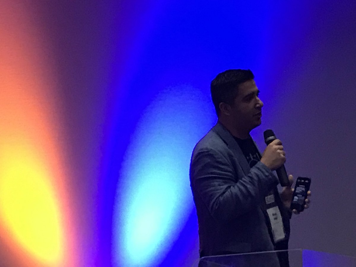 MikkoSKauppinen's tweet photo. @robotsNpencils keynote by Marcos Cunha at @SlushHQ Digital Health Side Event @healthinnovlge Sharing technology trends and how technology is shaping healthcare https://t.co/xLT4TOE5Cf