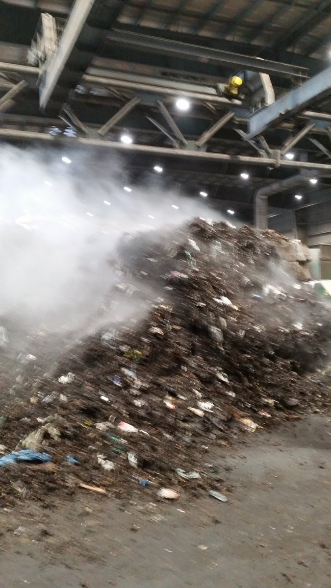 JNSS_EcoSchool's tweet photo. Peel Integrated Waste Management Facility Tour @PDSB_eco @TRCA_Edu  @DPCatholic @JudithNymanSS #ReduceWaste  #RecycleRight #Sustainability https://t.co/UANsbp3RN8