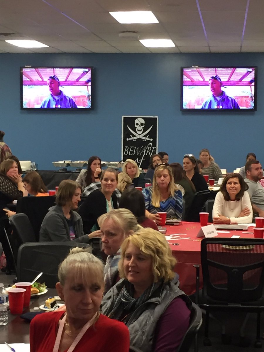 Speakerlorax828's tweet photo. #BCPSTLAP Live from San Diego and Morganton at the same time https://t.co/wTlhc17dQN