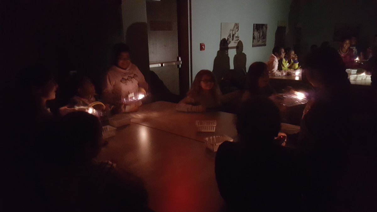 AprilBEngland's tweet photo. Today is all about electricity & magnetism @capefearmuseum w/ Pender County Schools thanks to a @DukeEnergy STEM Grant #makingcircuits #WeAreDE https://t.co/fVeUHYU2TY