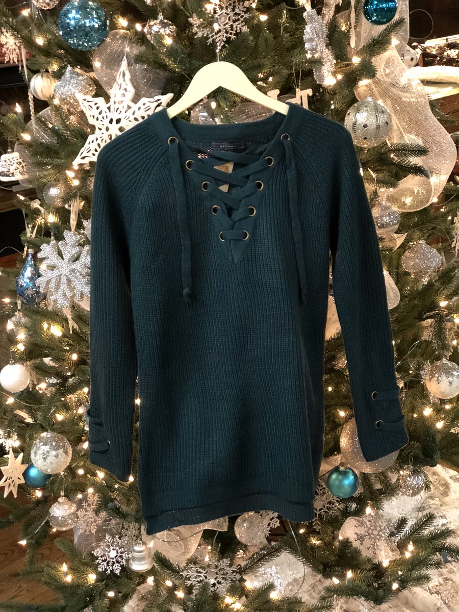 VRAntiques's tweet photo. It’s sweater weather❄️ https://t.co/v4w9Y3h78c