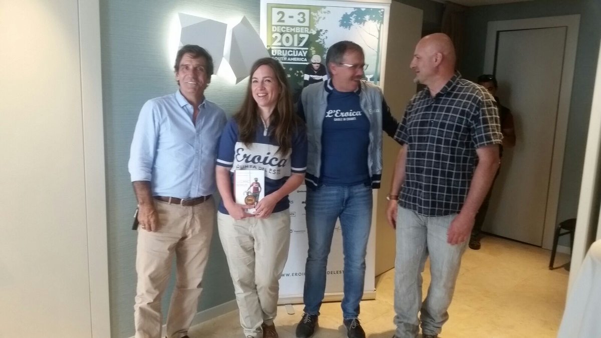 BureauPunta's tweet photo. Se viene EROICA PUNTA DEL ESTE 2 y 3 de Diciembre!
Hoy se presentó en @GRANDHOTELPUNTA 🚴🚴♀️🔝👏 con el apoyo de @MaldonadoUY @MLaventureO @echeverriadiego
#turismo #eventos #deporte #trabajoarticulado #publicos&privados #punta365
Más info 👇
https://t.co/SFx6dRewYX https://t.co/m1DNGiK4x8