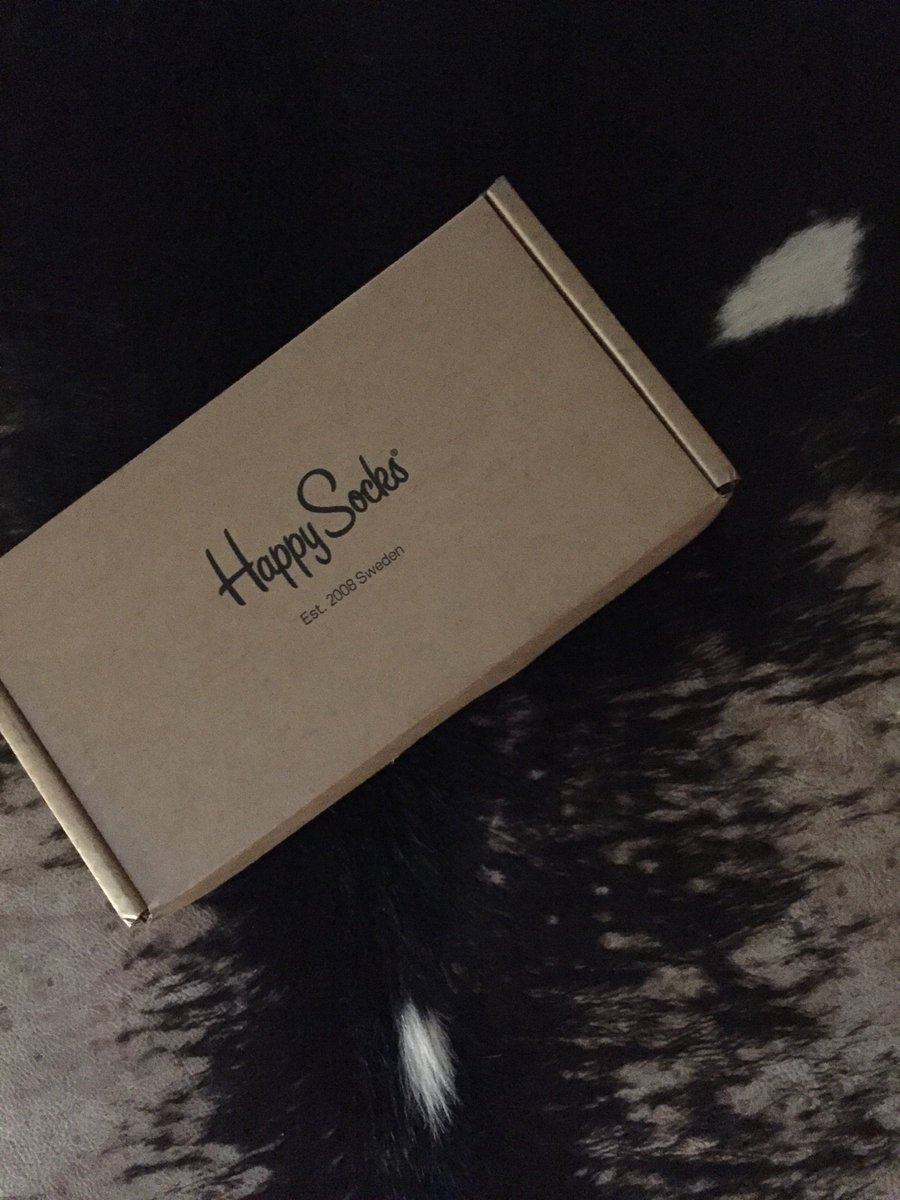 Eureka! <a href="/HappySofficial/">Happy Socks</a> <a href="/dpdnl/">DPD Pakketservice NL</a> ongeveer aan de andere kant van het dorp afgeleverd! Werd gebracht door bewoner eind verderop #problemsolved