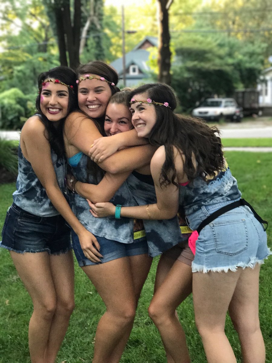 madisonsaucedo_'s tweet photo. #ThrowbackThursday to the best day of my life, the day I gained 70 sisters 💙 #BUPPC https://t.co/IvOiXa9XiC