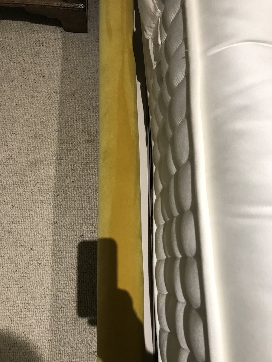 vdunthorne's tweet photo. @JLcustserv Apparently New slats ordered but I’m not happy with the fit of the mattress / frame something isn’t 180 wide! https://t.co/sw2C7HotgP
