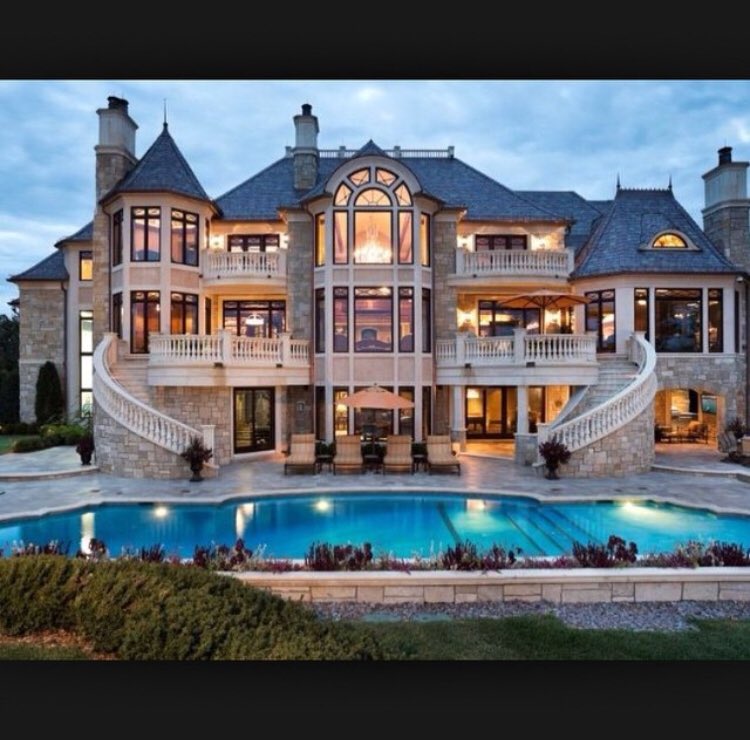 Rt if you would live here 😍🤩