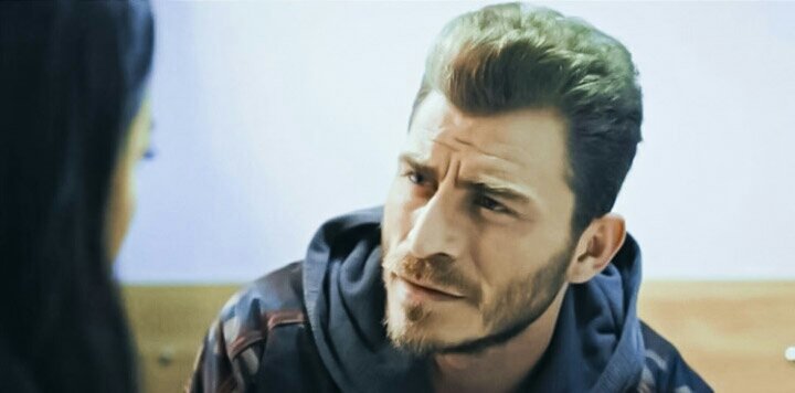 bumprincess_3's tweet photo. Kül olacağını bile bile ateşe sevdalanmak..🍃

#Söz | #NazAt
#ErenVurdem | #İlaydaIldır https://t.co/4BtJsVv4Jd