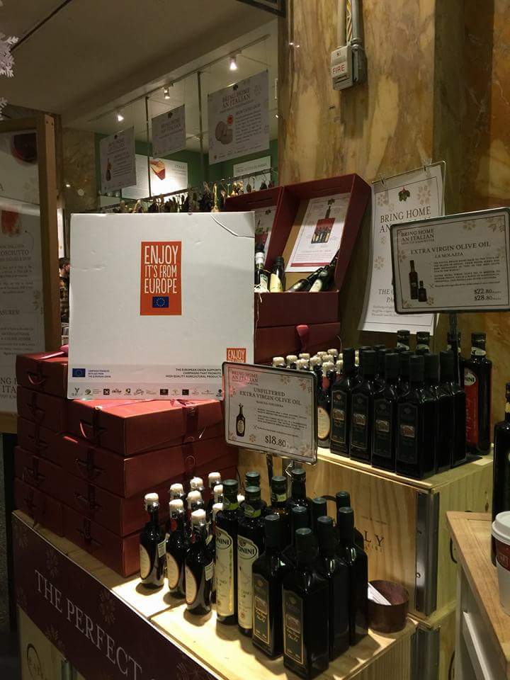 extra_camilla's tweet photo. #extrahealtyliving #topitalianevootastingandtraining #foodie #amazingevootastingandtraining #hralthyproperties @EatalyFlatiron #enjoyitsfromeurope https://t.co/9rb1Qy8MYU
